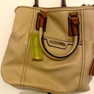 Beige new tag attached neutralizer purse
